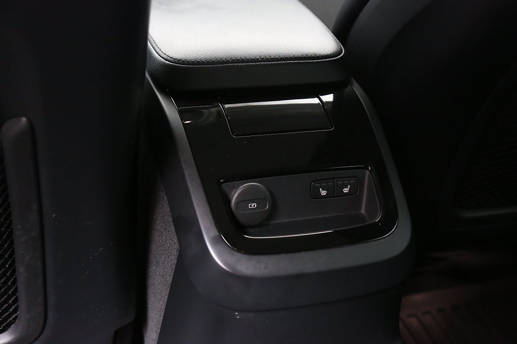 Volvo V60 Recharge T6 340hk Inscription Exp AWD H/K Drag Leasbar 2021