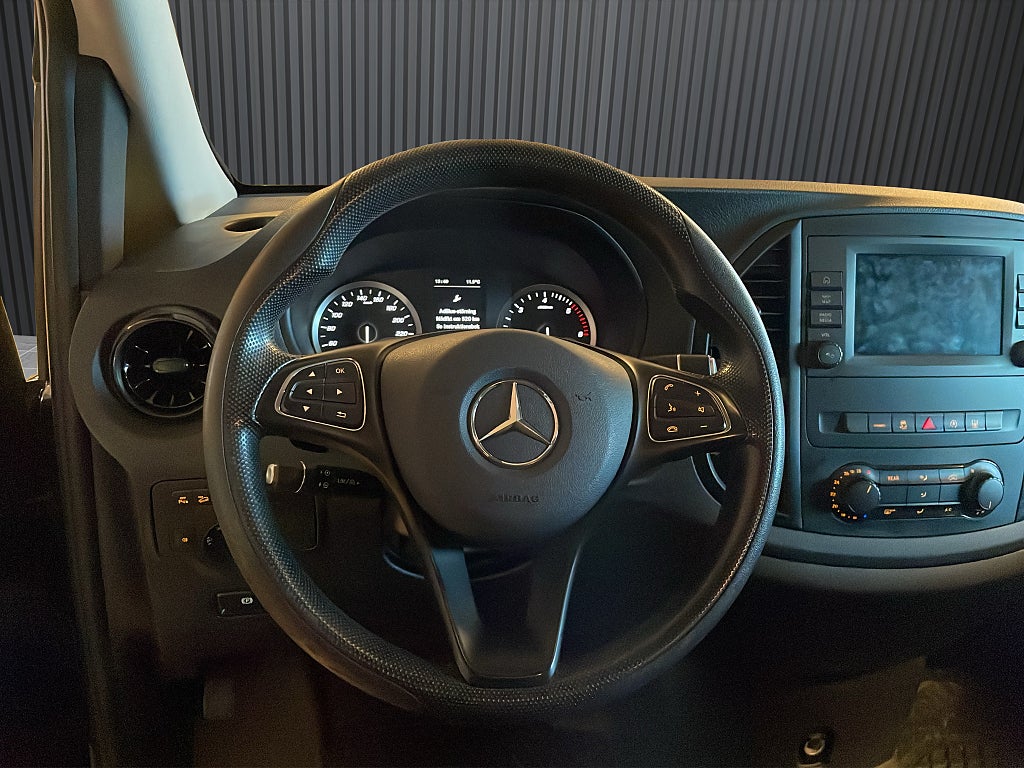 Mercedes-Benz Vito 2021 - miniatyr 10
