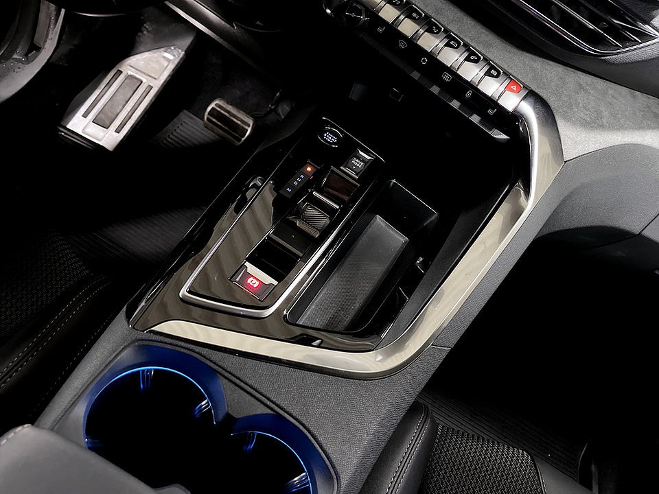 Bild på Peugeot 5008 GT 1.2 PT 130hk Aut - 7-SITS,B-KAMERA,NAVI