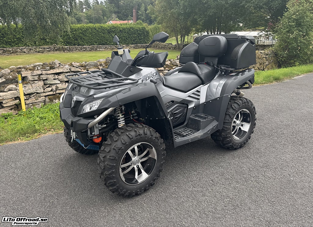 CFMOTO CFORCE 820LE