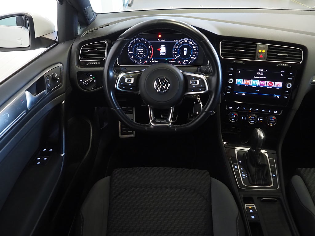 Volkswagen Golf SC 1.5 TSI GT R-Line Cockpit Drag P-Värm B-Kam 2019