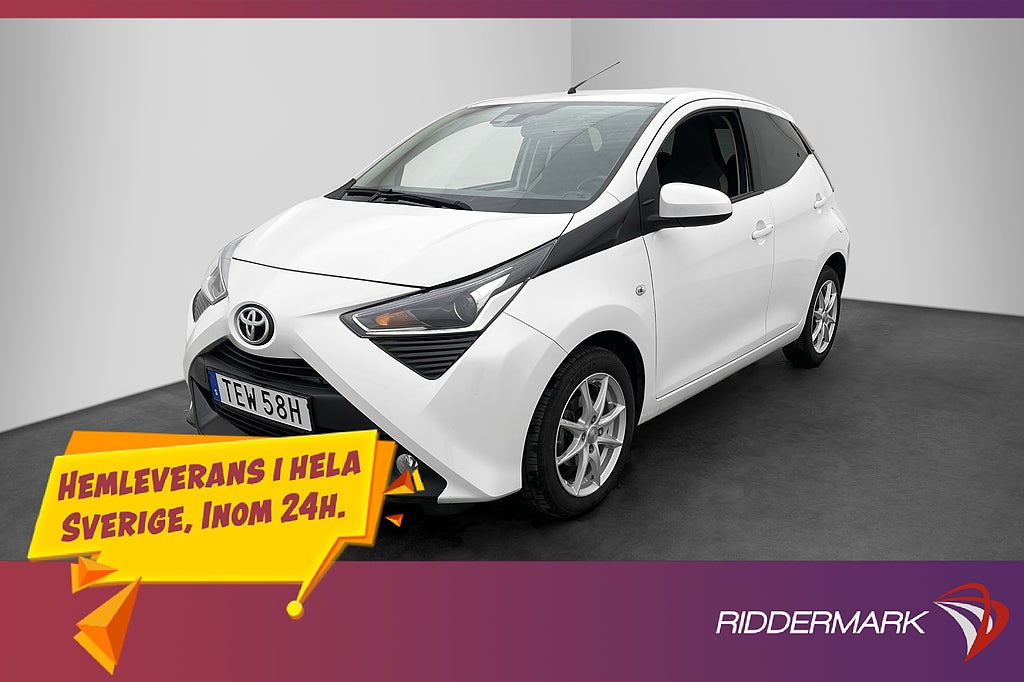 Toyota Aygo X-PLAY Kamera CarPlay 0.42 l/mil