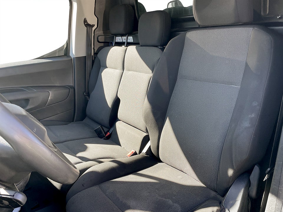 Bild på Peugeot Partner PRO 1.5 BHDi 75hk L1 P-SENSORER 