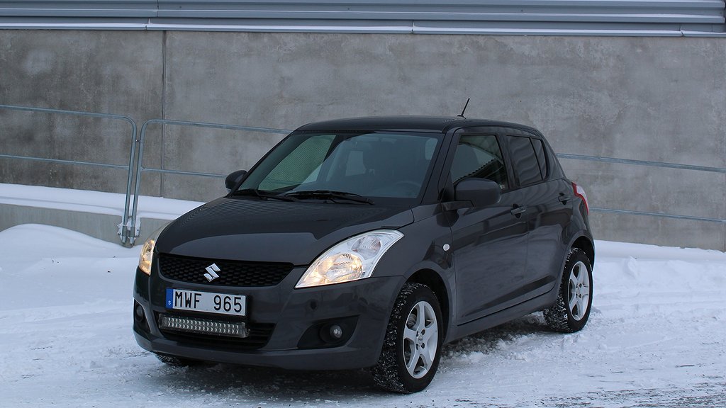 Suzuki Swift 5-dörrar 4WD