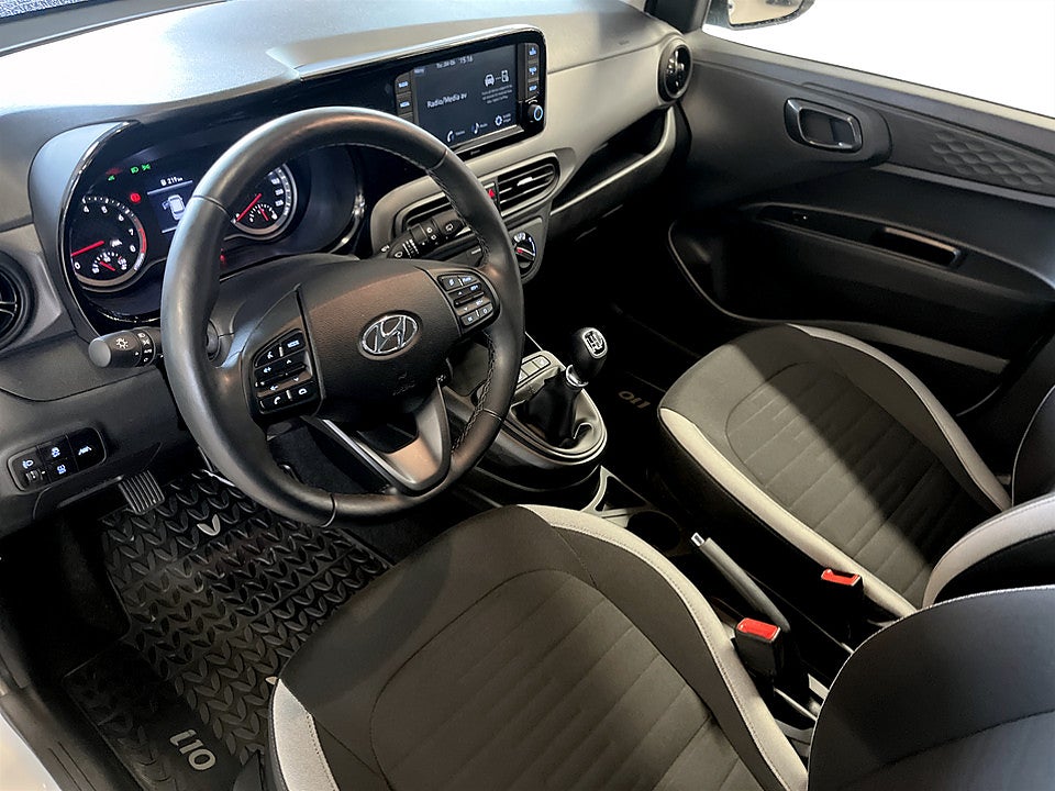 Bild på Hyundai i10 Essential 1.0 67hk RATTVÄRME