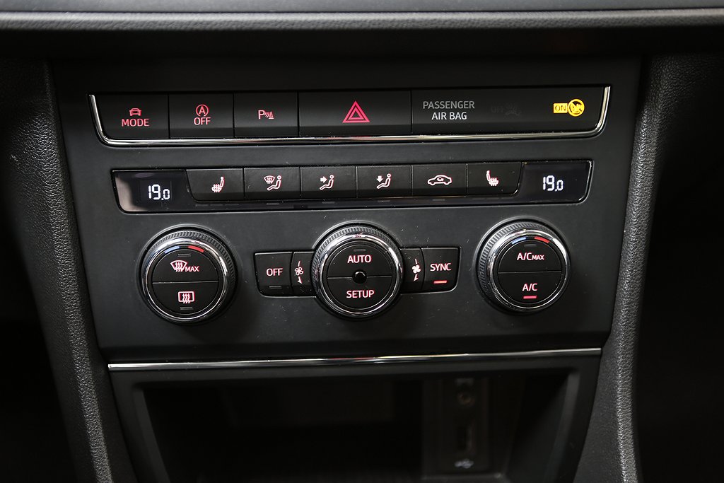 Seat Leon ST 2,0 TDI 150hk 4Drive FR Panorama Kamera Drag 2016