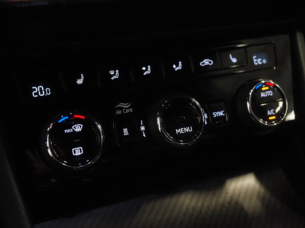 Skoda Superb iV 218hk Sportline Plug-in Hybrid |Drag|Cockpit| 2021