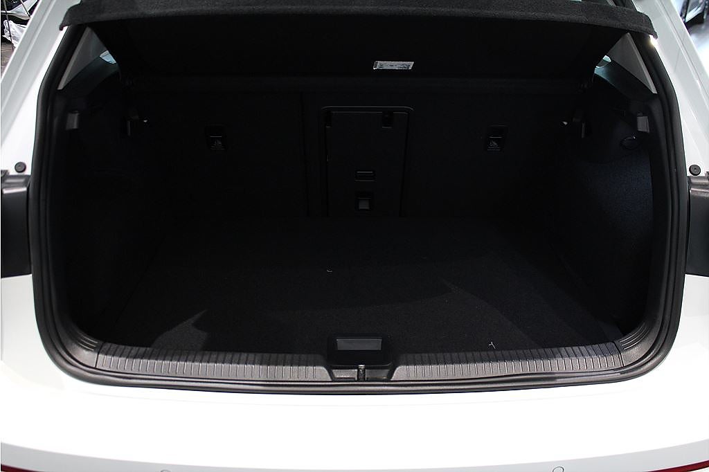 Bild på Volkswagen Golf 1.5 eTSI 150hk Aut - RATTVÄRME, ADAPTIV FARTHÅLLARE