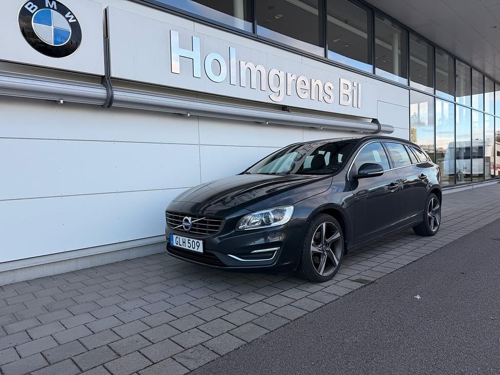 Volvo V60 D4 Momentum Business Edt Nav Värmare | Ränta 1,99%
