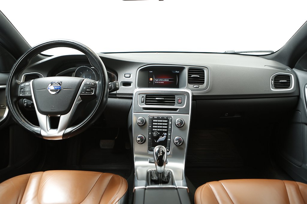 Volvo V60 D6 Plug-in Hybrid Momentum AWD Aut Skinn VOC Drag 2014
