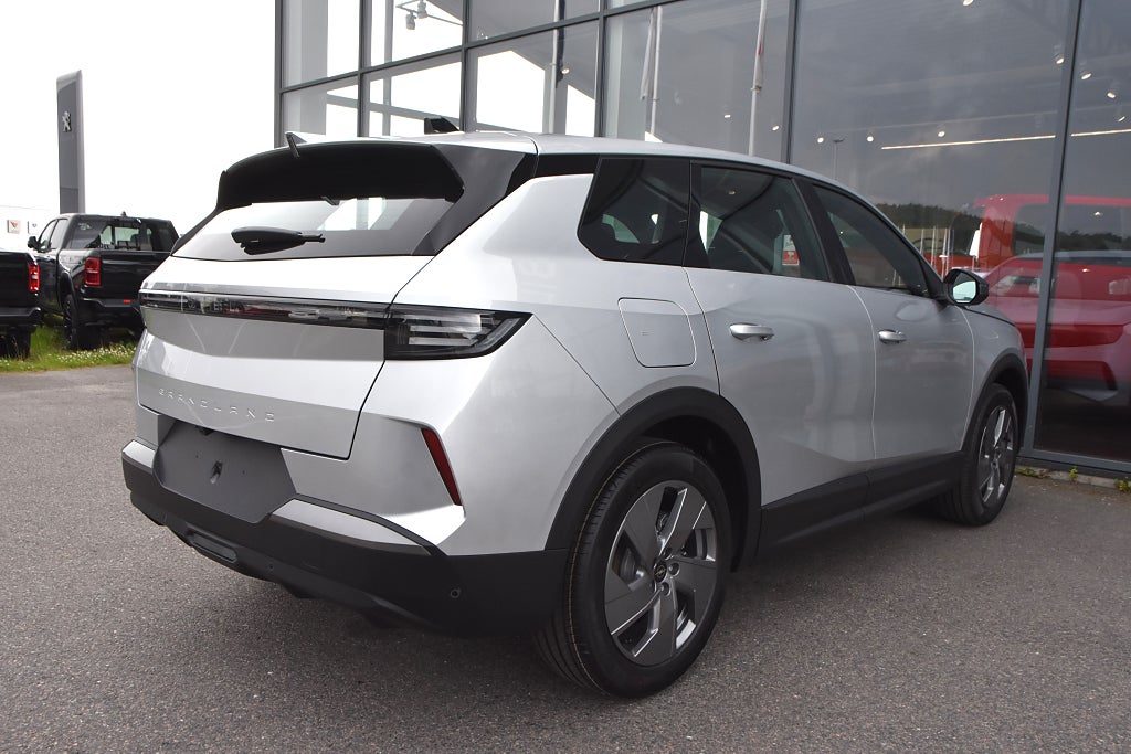 Opel Grandland NYA Hybrid 145hk Aut *0% ränta Fri service 3 år