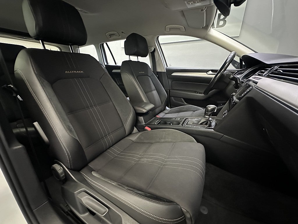 Volkswagen Passat Alltrack 2.0 TDI SCR 4Motion Alltrack Backkamera Drag Nykamrem