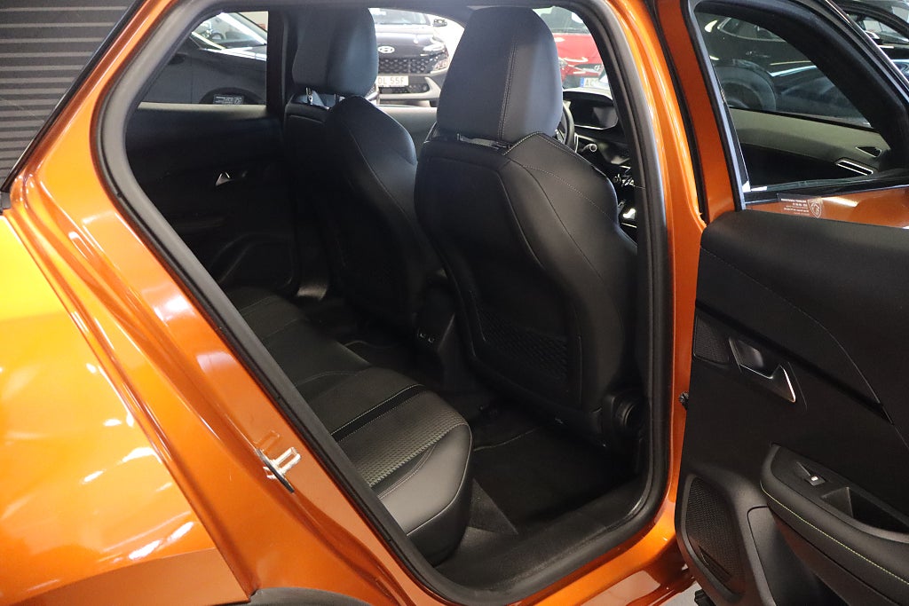 Bild på Peugeot 2008 GT 1.2 PT 130hk Aut - B-KAMERA, CARPLAY, NAV