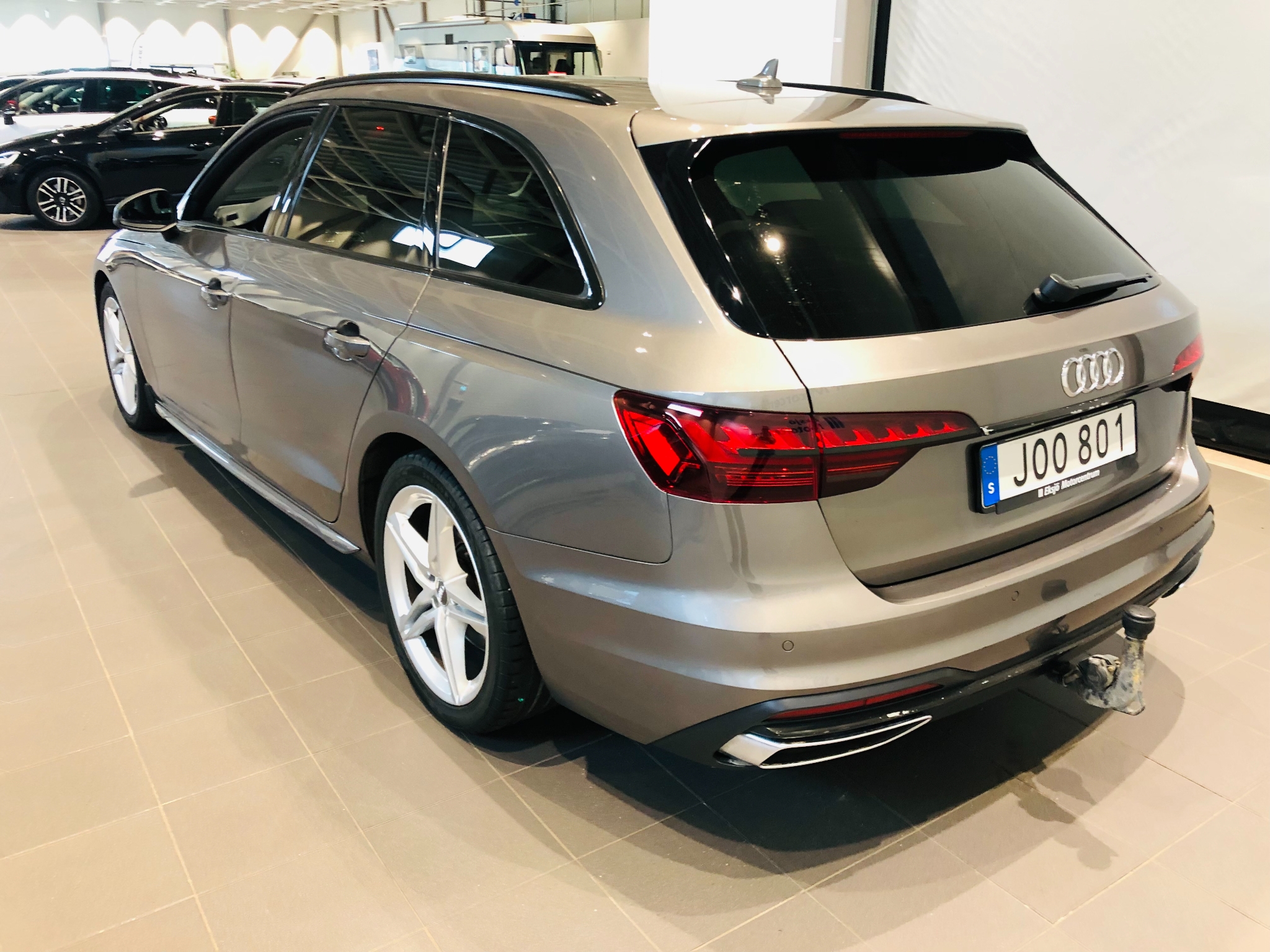 Audi A4 2020, bild 4/33