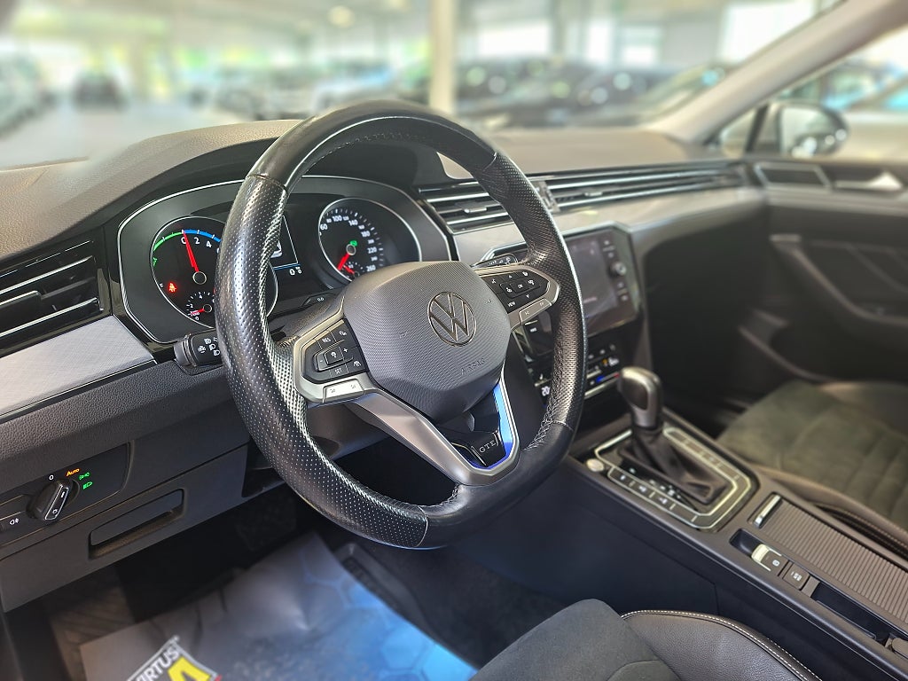 Volkswagen Passat 2022 - miniatyr 17