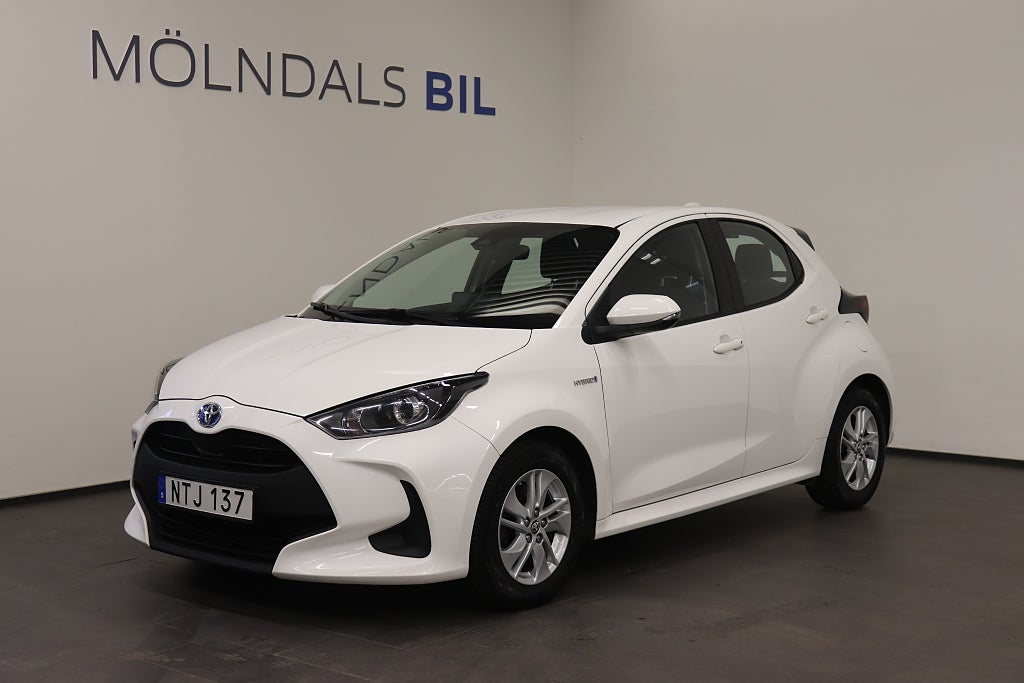 Toyota Yaris Hybrid CVT Automat Backkamera 116hk