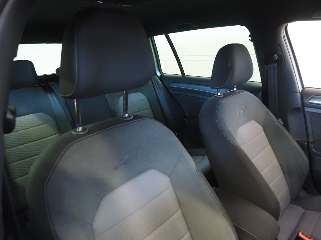 Volkswagen Golf Sportscombi 1.4 TSI 150hk GT R-Line Drag Kamera Pluspkt 2016