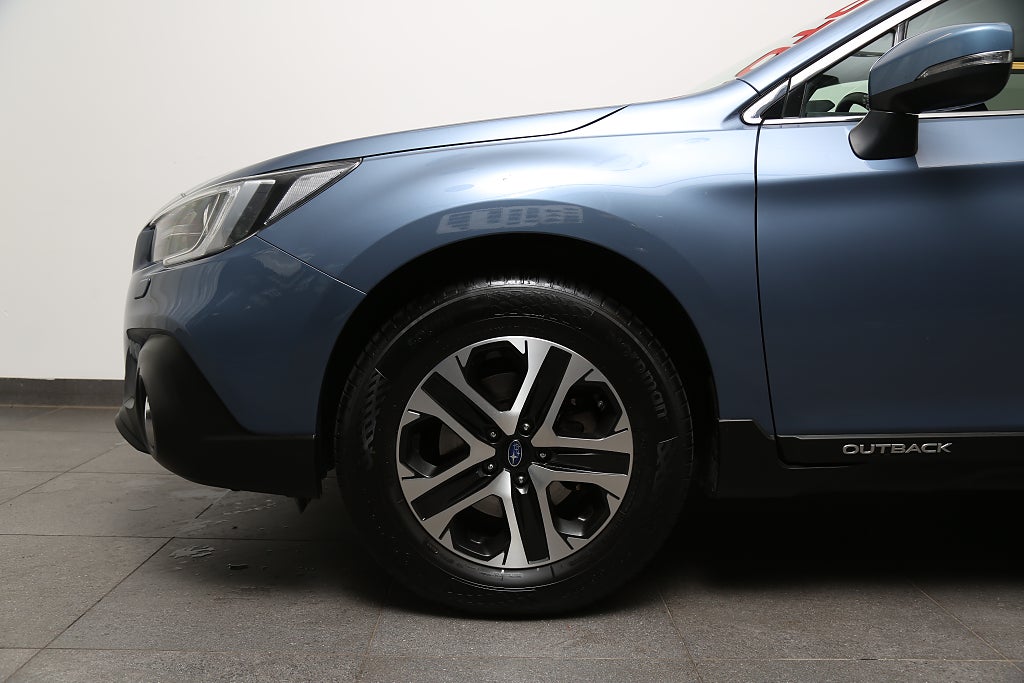 Subaru Outback 2,5i 175hk Ridge AWD Aut Skinn Motorv Drag Bränslev 2019