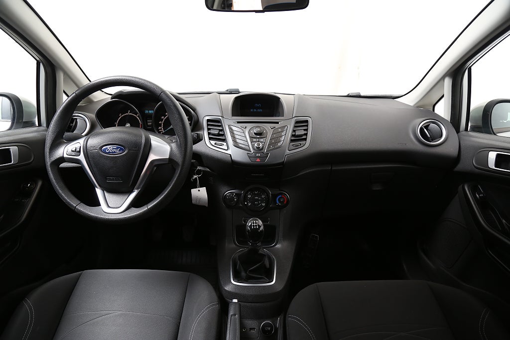 Ford Fiesta 1,6 TDCi ECOnetic Trend 5-dörrar Motorvärmare 2013