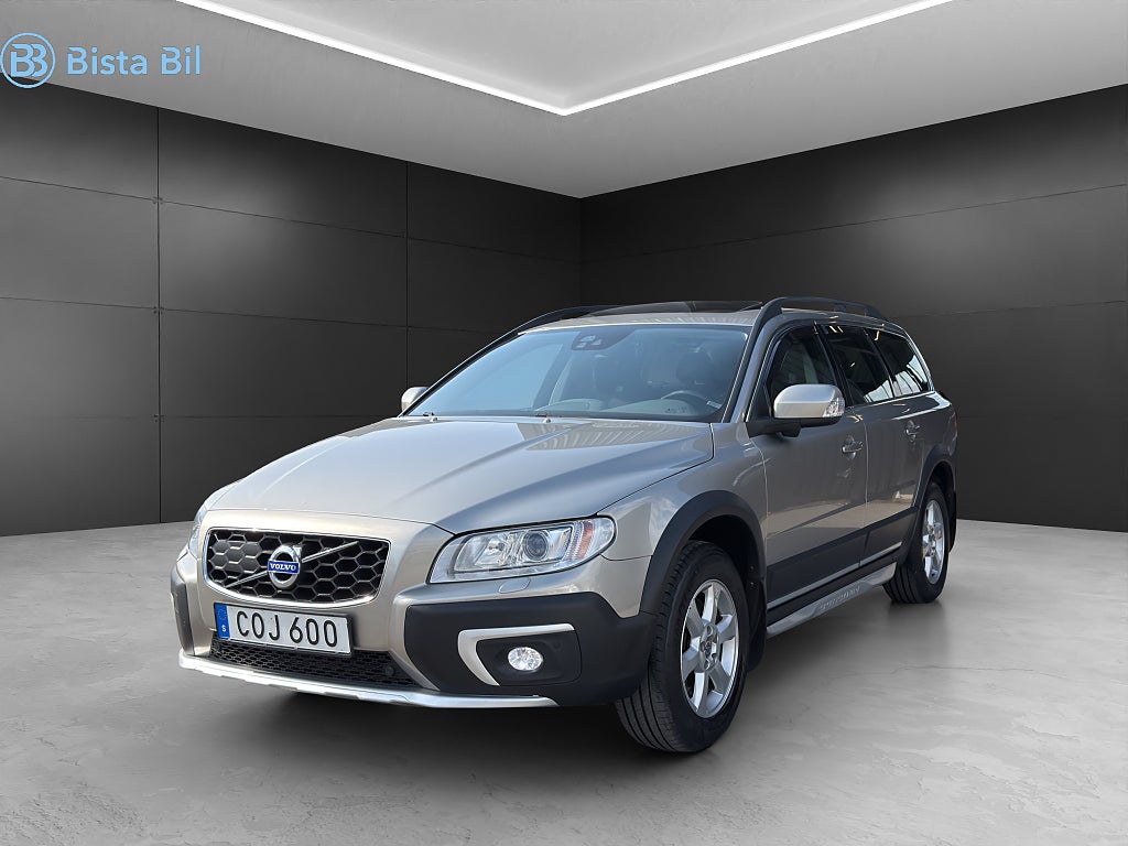 Volvo XC70 D4 AWD MOMENTUM BE PRO II / TAKLUCKA / NAVI / VOC 181Hk