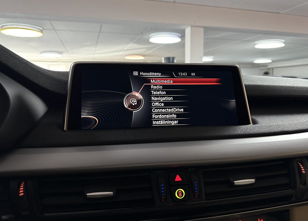 BMW X5 xDrive30d 7-SITS DRAG HELSKINN B-KAMERA FULLSERVAD