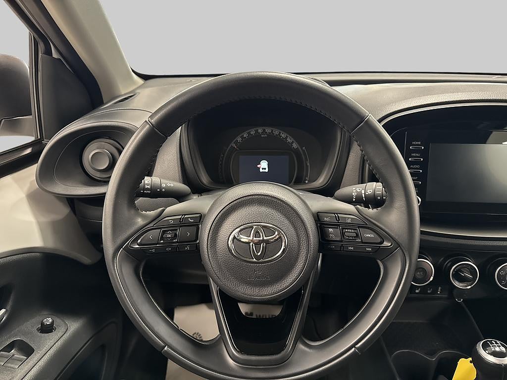 Toyota Aygo 2023 - miniatyr 10