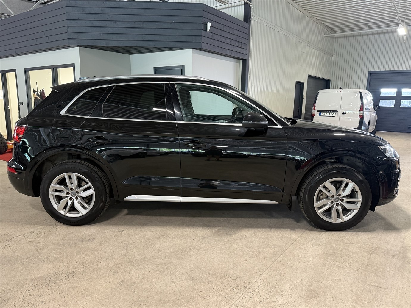 Audi Q5 2019, photo 3/35