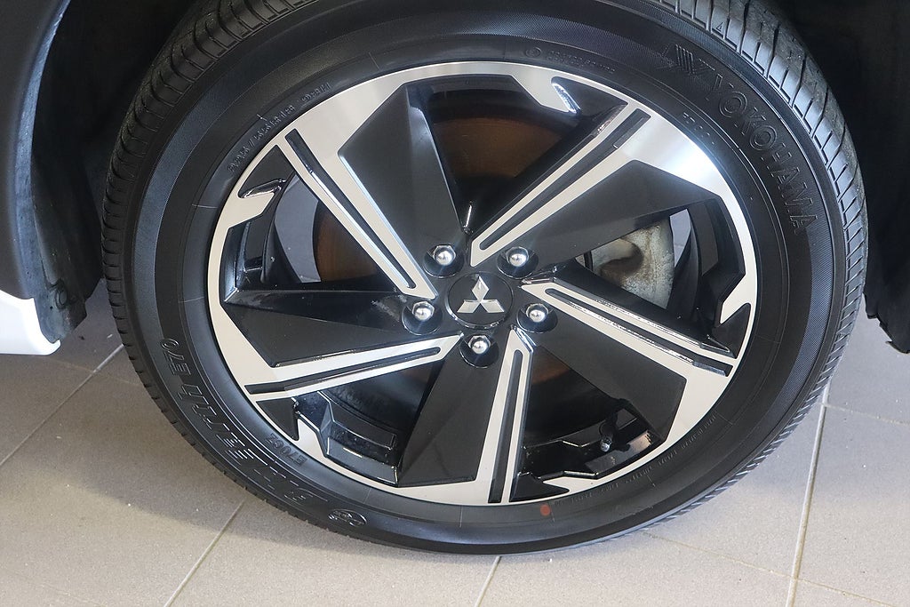 Bild på Mitsubishi Eclipse Cross Business Instyle PHEV 188hk Aut AWD - 360-KAMERA,ELSTOL