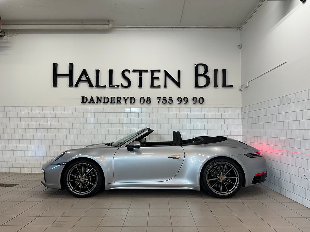 Porsche 911 992 Carrera 4S Cabriolet 1 Ägare 200 Mil Moms Svensksåld