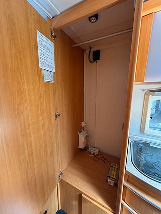 Husbil-halvintegrerad LMC Liberty TI 708 12 av 18
