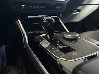 BMW 330e Sedan Steptronic Sport line S&V-hjul/Drag/Psensorer