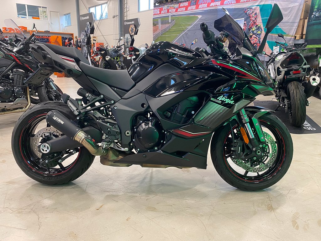 Kawasaki Ninja 1000 SX "Välutrustad hoj i grymt skick"