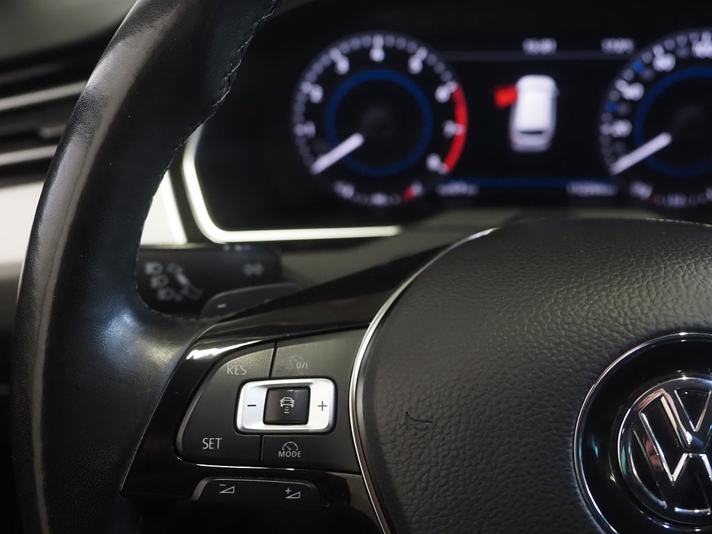 Volkswagen Passat SC TSI 150hk DSG |Cockpit|Drag|Backkamera| 2018