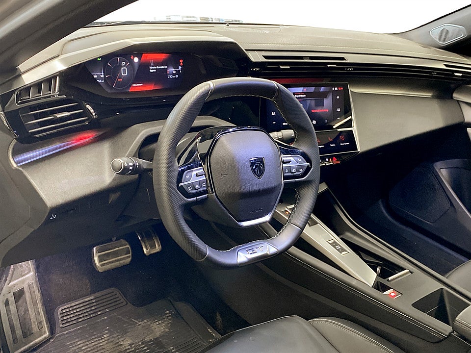 Bild på Peugeot 408 GT 1.2 PT 130hk Aut B-KAMERA ELSTOL CARPLAY
