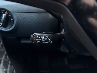 Skoda Octavia Kombi 1.5 TSI SoV-Däck/Kamera/P-sens/Skinn/Lågskatt – bild 18