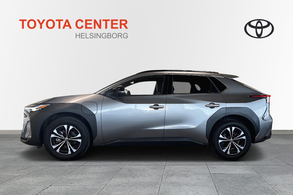 Toyota bZ4X Executive AWD 2023, photo 3/34