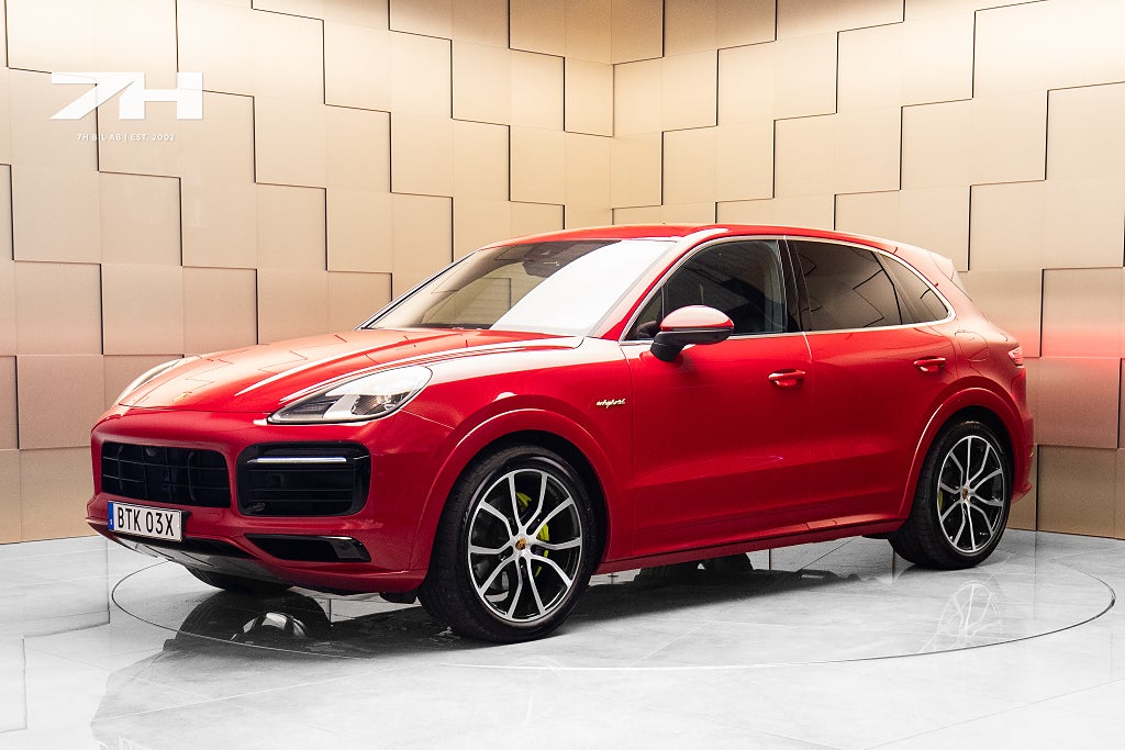 Porsche Cayenne E-Hybrid S / InnoDrive / Night Vis. / Mass & Vent / HuD