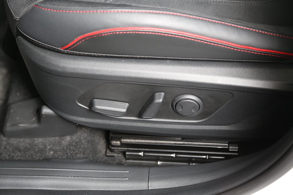 Hyundai Tucson PHEV 252hk 4WD N-Line Tech paket Panorama Motorv Drag 2025