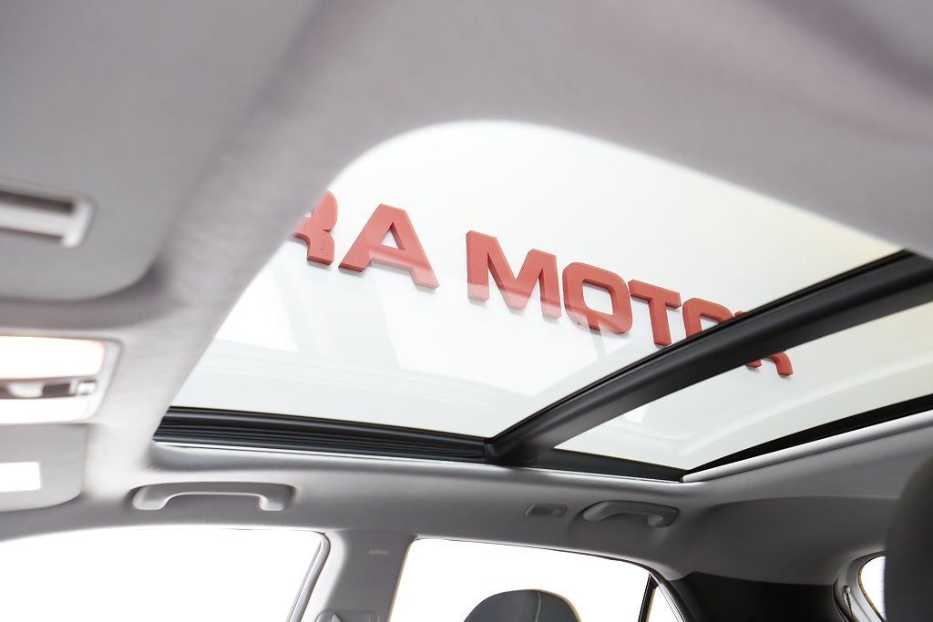 Hyundai i20 1,4 Premium 101hk 5D Panorama Kamera