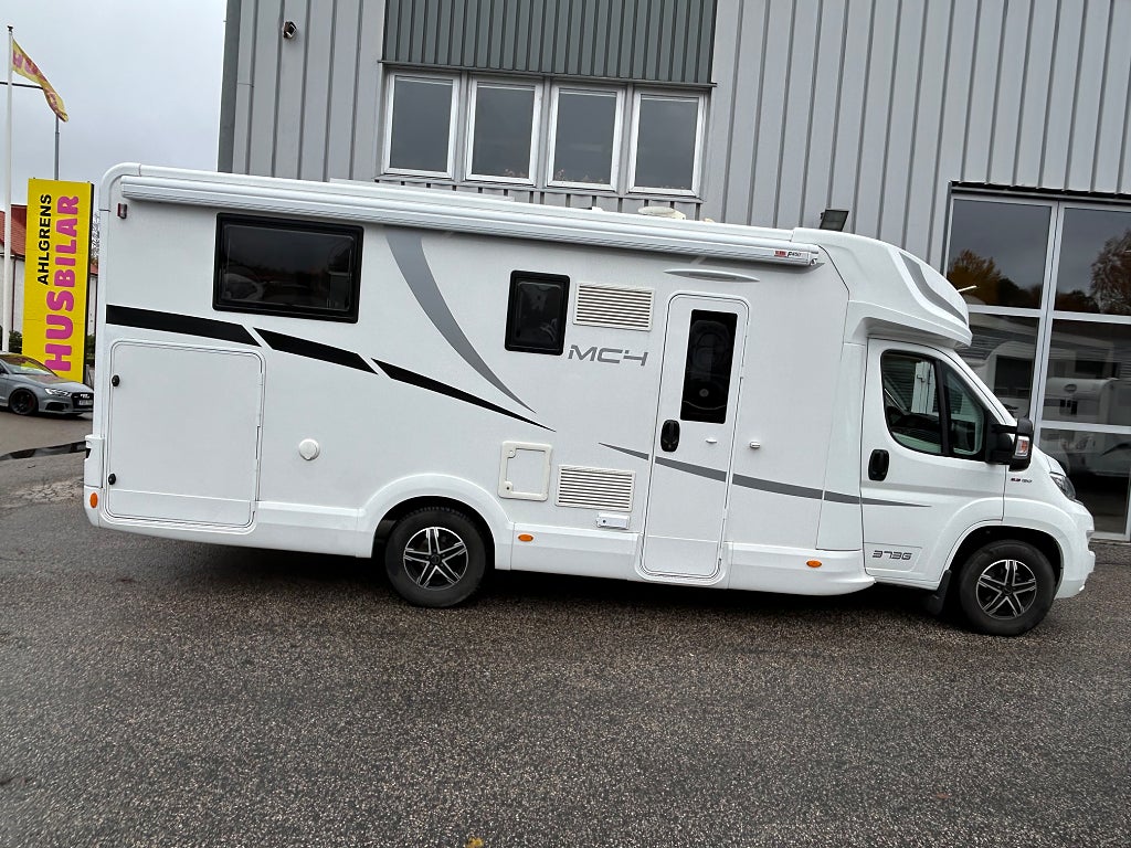 Mc Louis MC 4-73 G, VINTER PKT GARAGE, DROPDOWN, 5 BÄLTADE