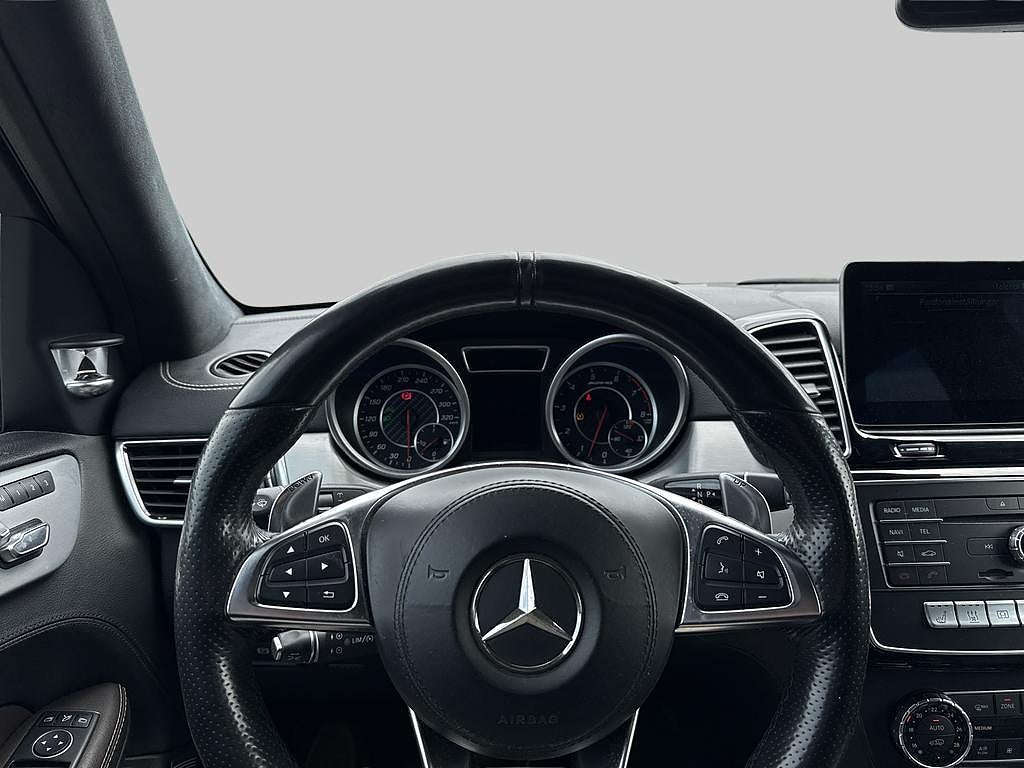 Mercedes-Benz GLS 2016 - miniatyr 9