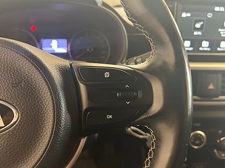 Halvkombi Kia Picanto 17 av 20