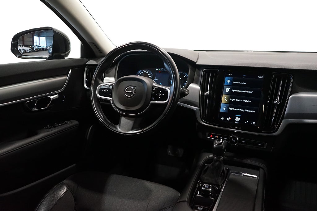 Volvo V90 D4 AWD Momentum Automat 190hk 4.99% Ränta