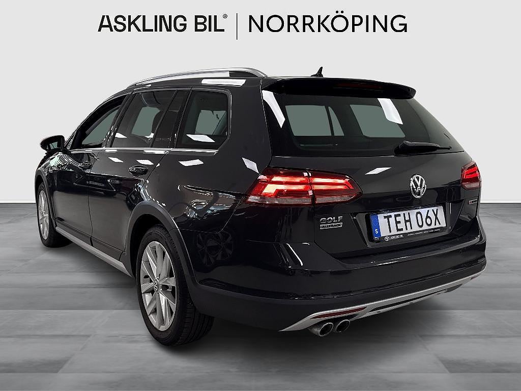 Volkswagen Golf Alltrack 2020 - miniatyr 2
