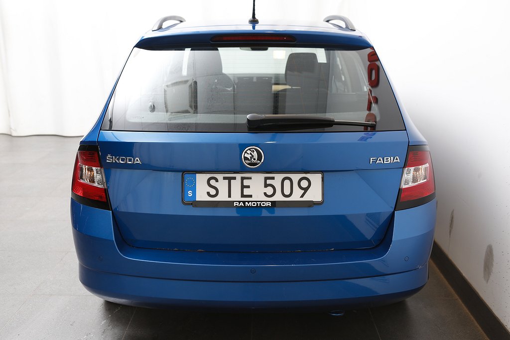Skoda Fabia 1,2 TSI 90hk Style Combi Motorvärmare 2016