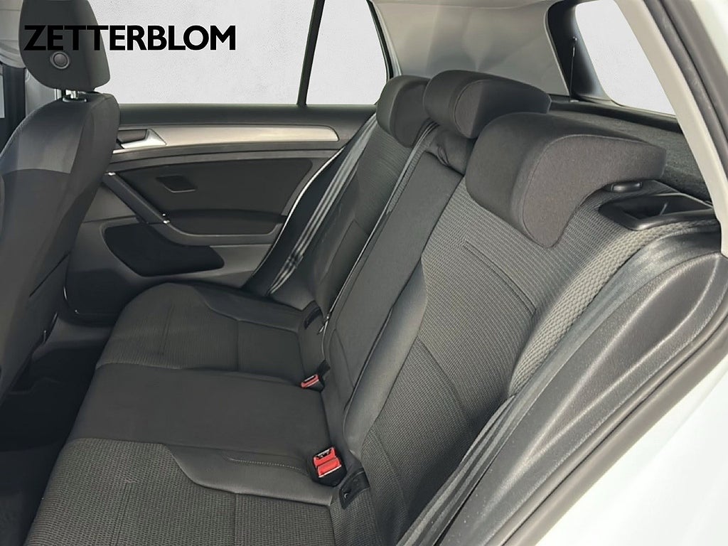 Halvkombi Volkswagen Golf 9 av 18