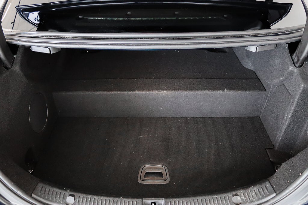 Mercedes-Benz E 300 de PLUG-IN AMG Pano Burmester 3D Widescreen Drag