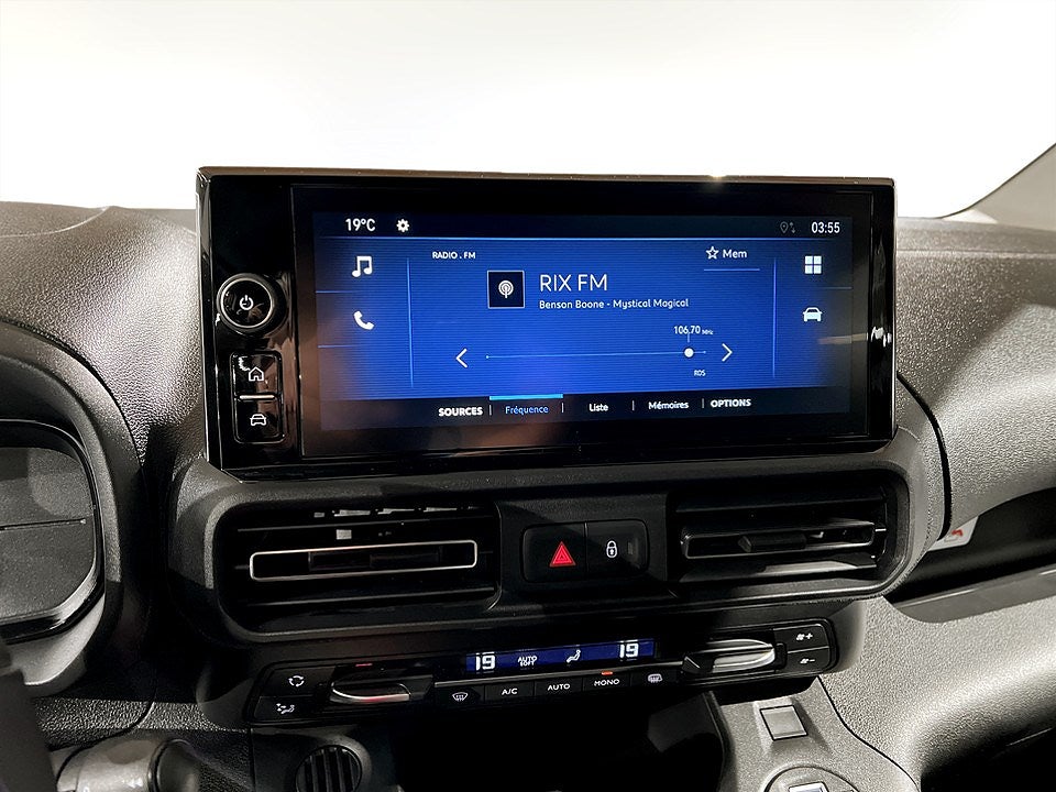 Bild på Opel Combo Crew Cab 130hk Aut - OMGÅENDE LEVERANS!