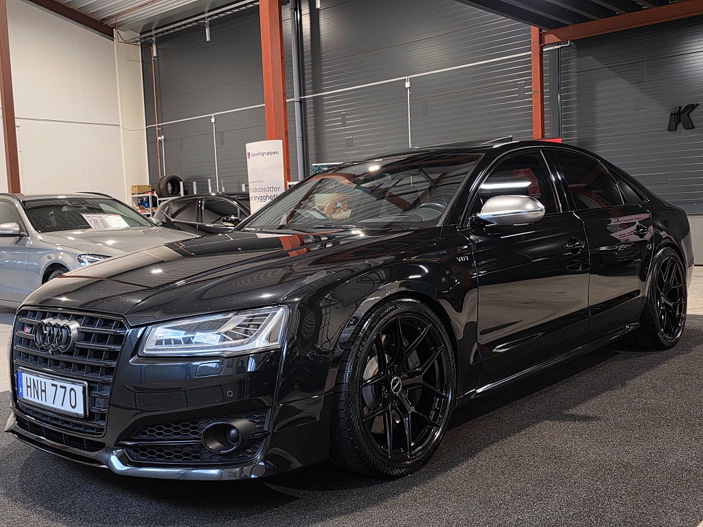 Audi S8 S8 4.0 V8 TFSI Quattro Steg 2 715hk Se utrustning m.m.