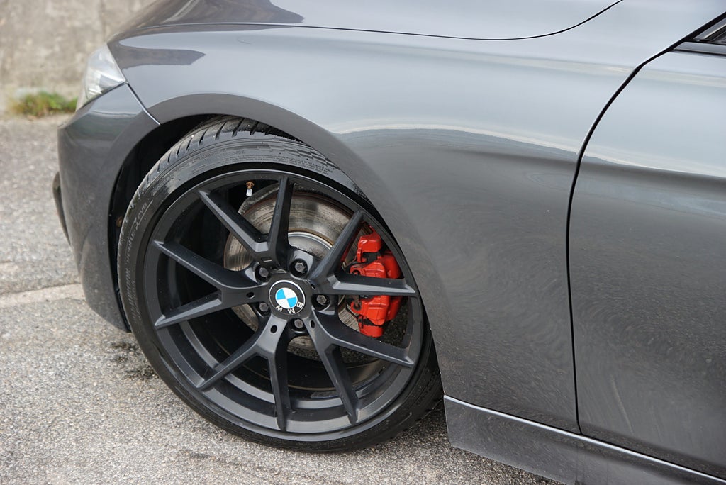 BMW 320D Touring M Sport 190hk Drag 19” Sänkningssats